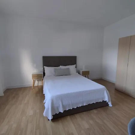 Casa Da Nogueira Holiday home *